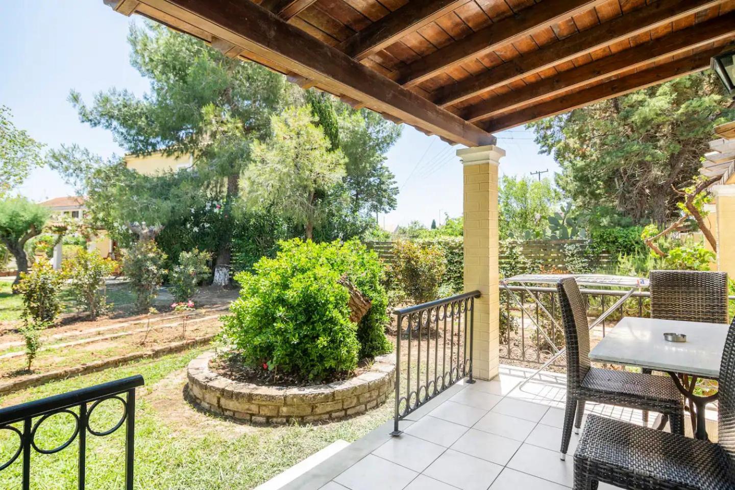 St. George Villa 아기오스 게오르기오스 외부 사진