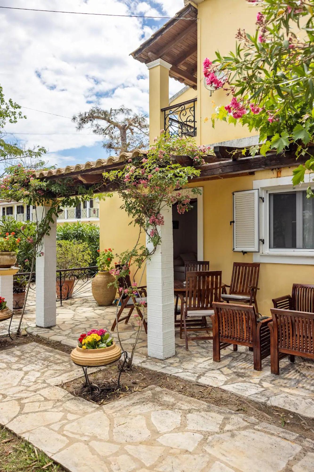 St. George Villa 아기오스 게오르기오스 외부 사진