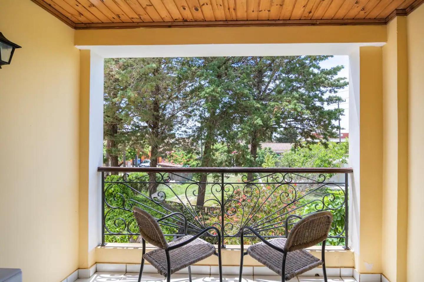 St. George Villa 아기오스 게오르기오스 외부 사진
