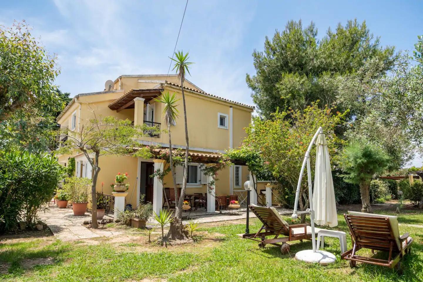 St. George Villa 아기오스 게오르기오스 외부 사진
