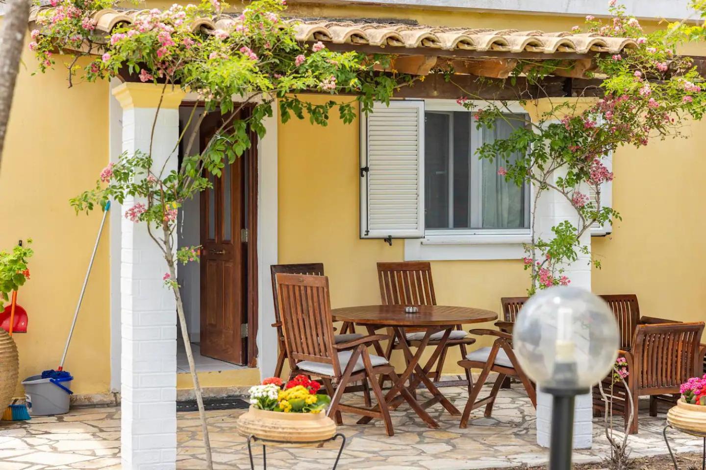 St. George Villa 아기오스 게오르기오스 외부 사진