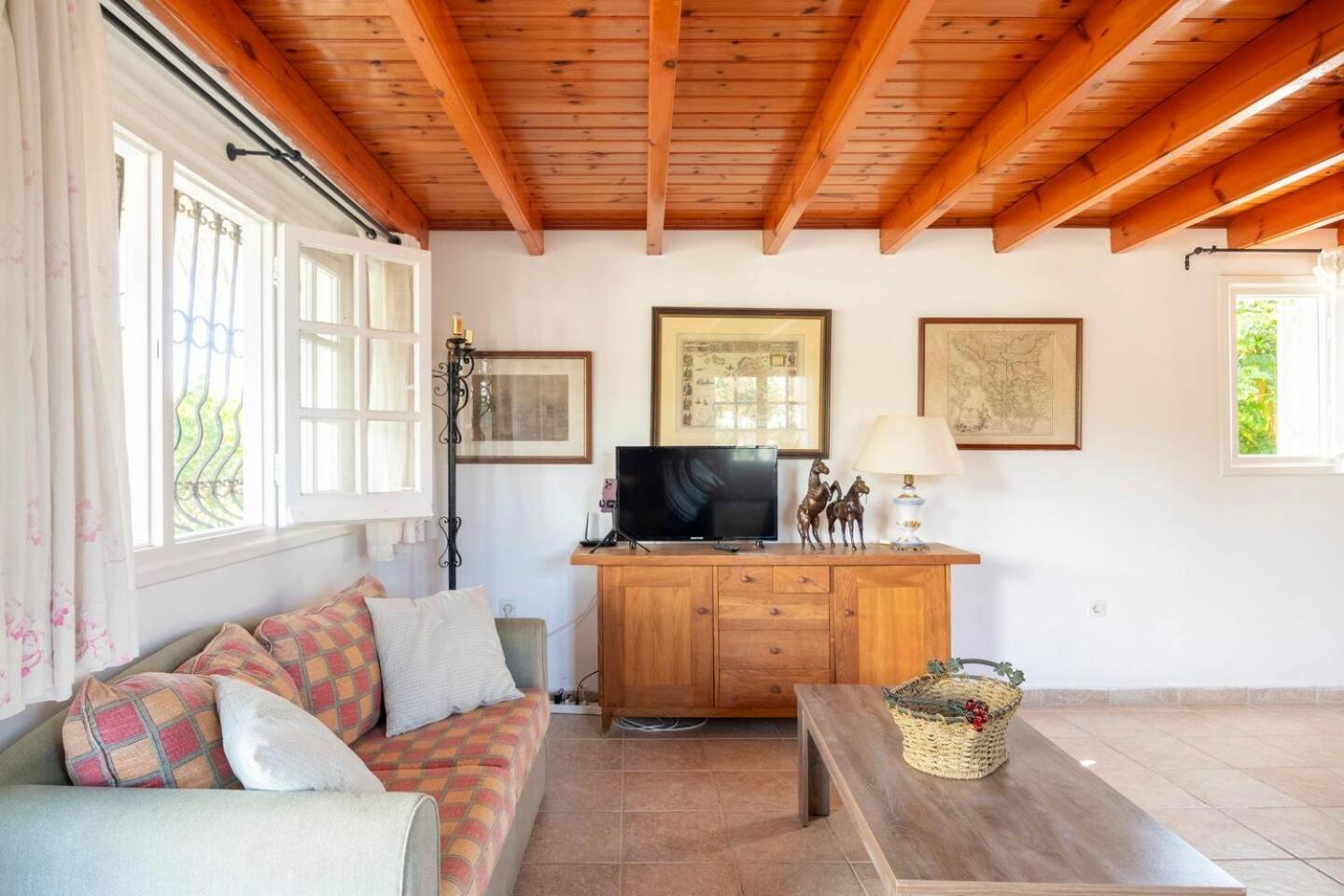 St. George Villa 아기오스 게오르기오스 외부 사진