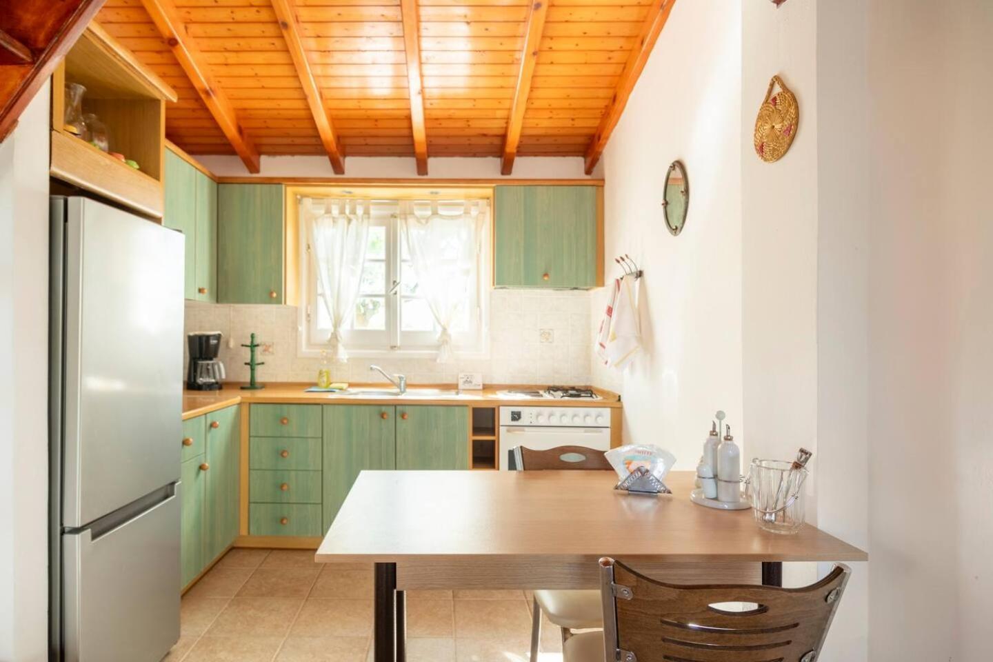 St. George Villa 아기오스 게오르기오스 외부 사진